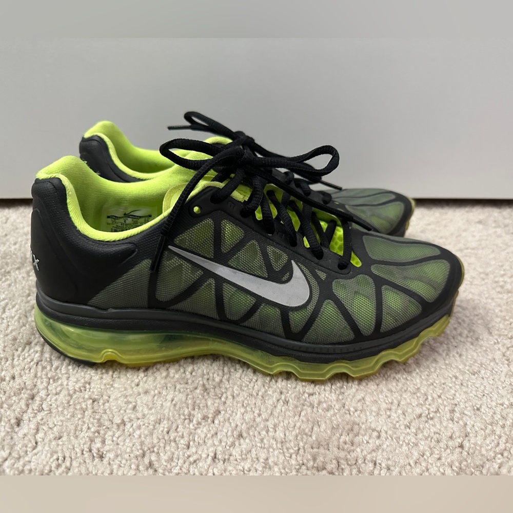 Nike Air Max Sneakers